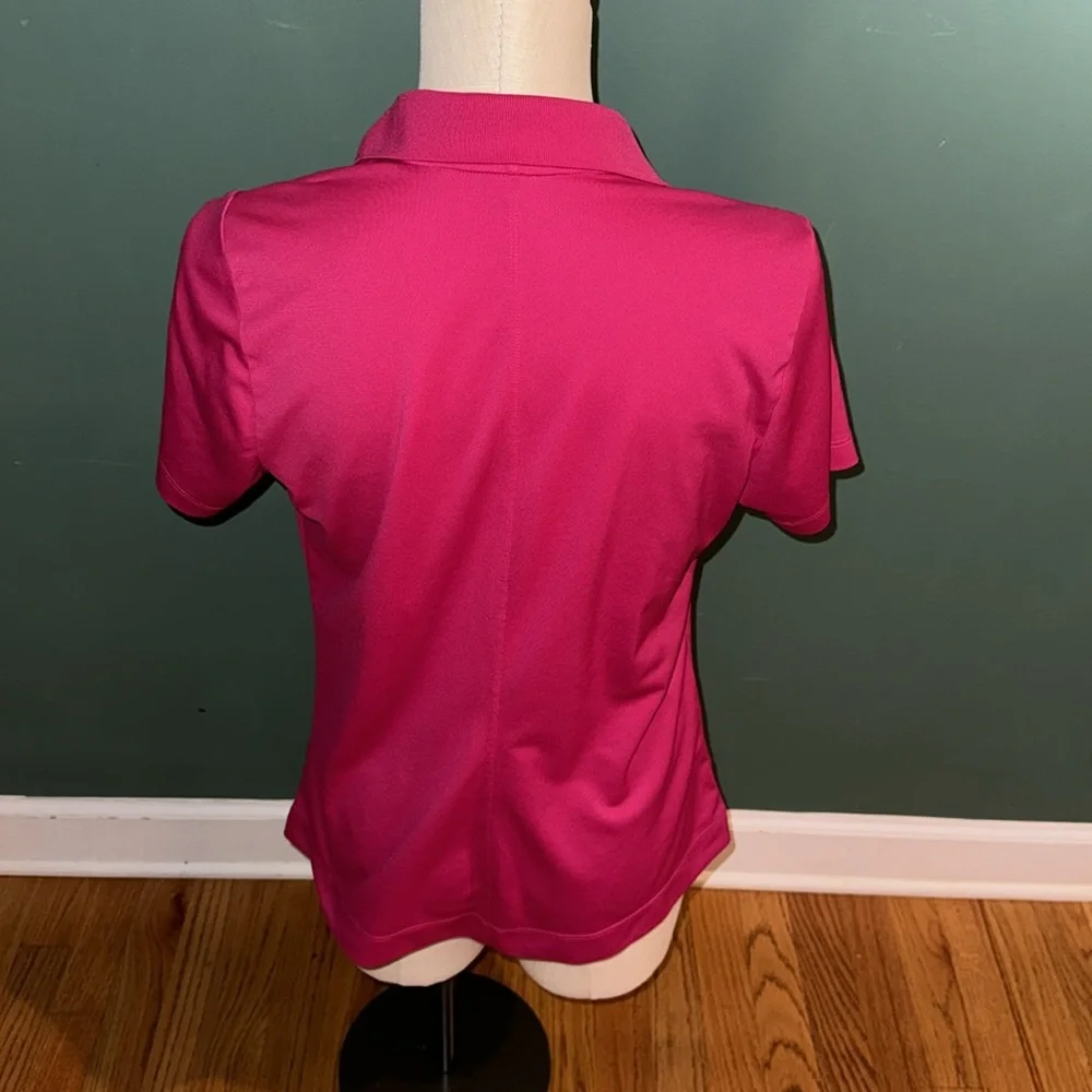 Women’s Nike golf tour performance pink collared shirt.  SZ L‎